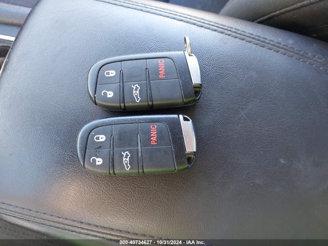 Chrysler 200 Limited 2015 1C3CCCABXFN614513 Image 11