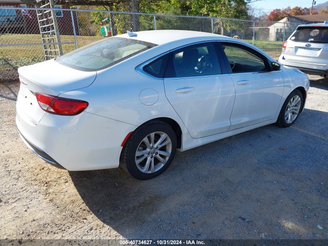 Chrysler 200 Limited 2015 1C3CCCABXFN614513 Image 4
