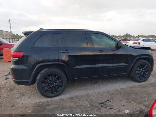 1C4RJEAG3JC493833 Jeep Grand Cherokee Altitude 4x2