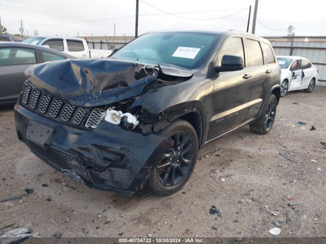 1C4RJEAG3JC493833 Jeep Grand Cherokee Altitude 4x2