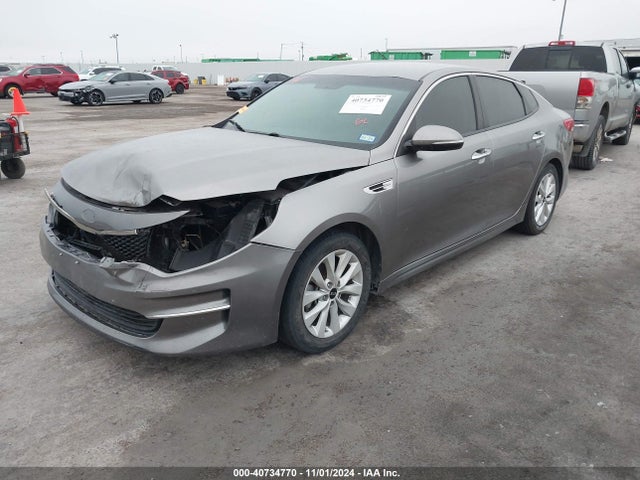 KIA Optima Lx 2017 5XXGT4L30HG162241 Image 2