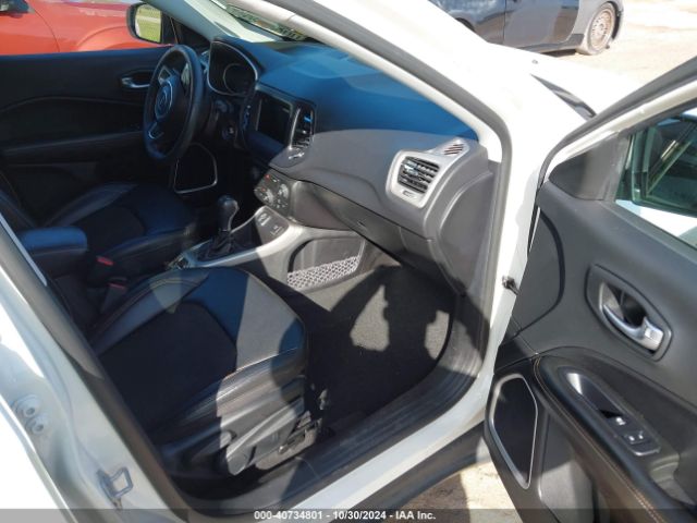 3C4NJCBB2MT505095 Jeep Compass Latitude Fwd