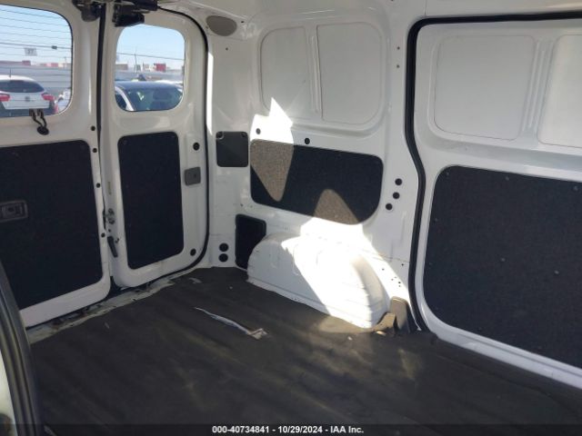3N6CM0KN7FK725121 Nissan Nv200 S
