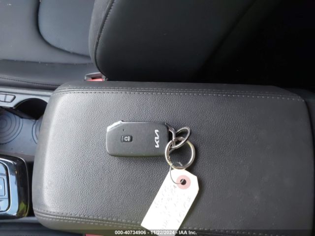 5XYK33DFXRG168137 KIA Sportage Ex