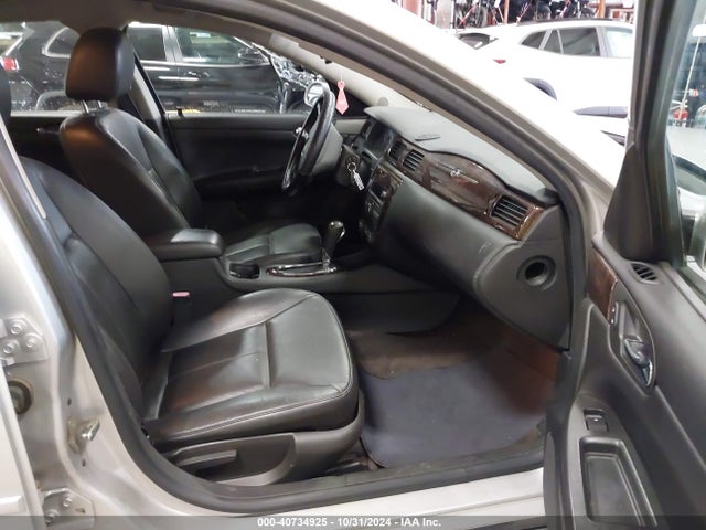 2G1WB5E3XE1103578 Chevrolet Impala Limited Lt