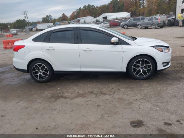 1FADP3H2XJL299877 Ford FOCUS SEL