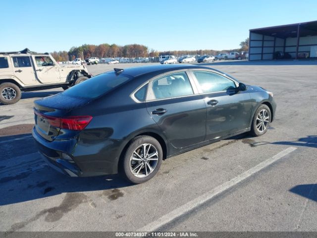 3KPF24AD2RE801353 KIA Forte Lxs