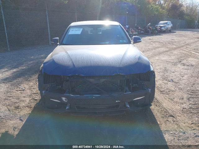 BMW 320i Xdrive 2018 WBA8A3C57JA494827 Image 12