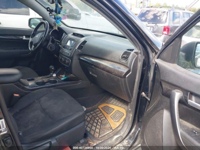 5XYKT4A68FG581826 KIA SORENTO LX