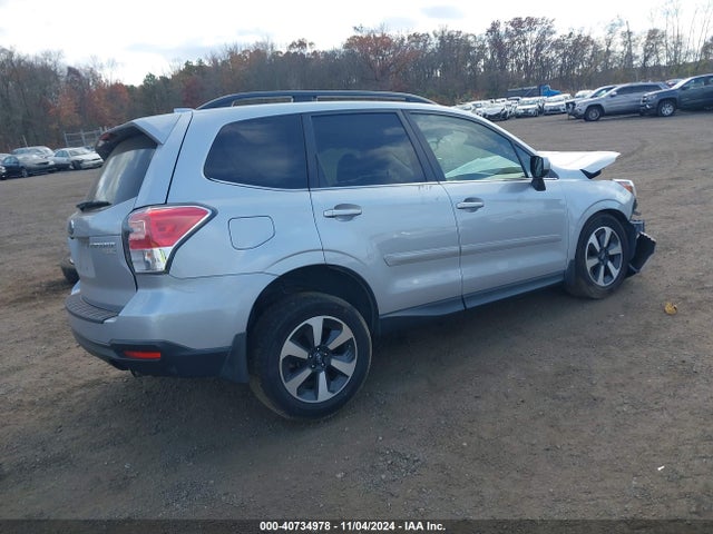 Subaru Forester 2.5i Limited 2017 JF2SJALC9HH554539 Image 4
