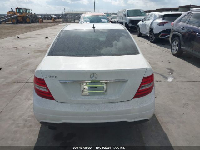 WDDGF4HB7ER309435 Mercedes-Benz C 250 Luxury/sport