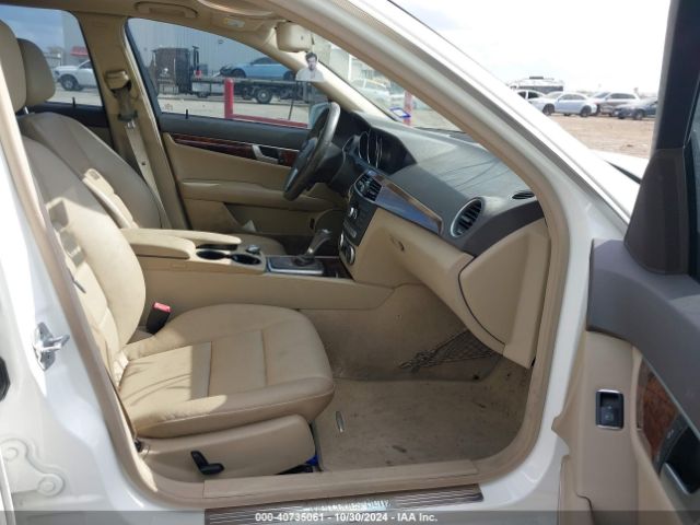 WDDGF4HB7ER309435 Mercedes-Benz C 250 Luxury/sport