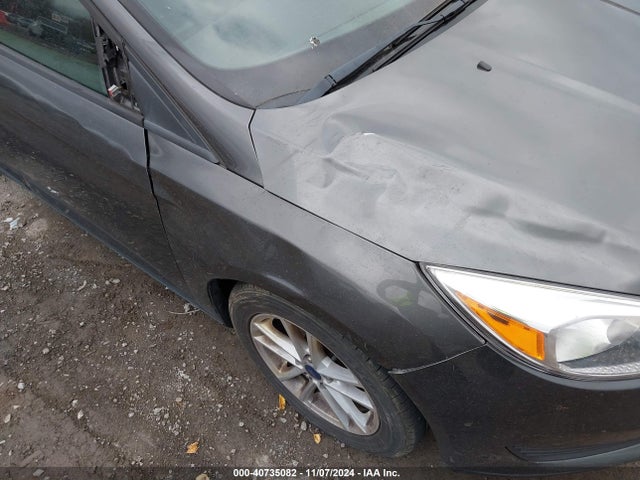 Ford FOCUS SE 2018 1FADP3F27JL262353 Image 6