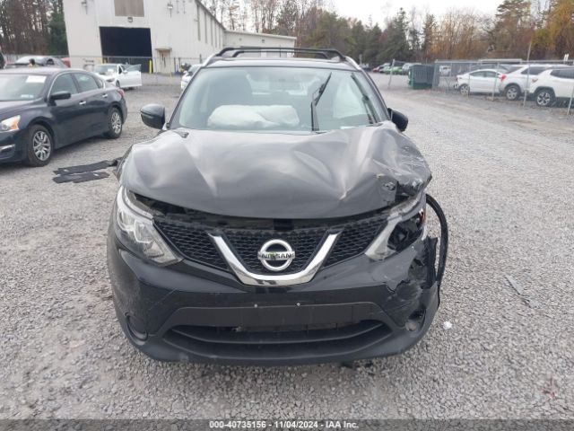 JN1BJ1CR8HW140945 Nissan Rogue Sport Sv