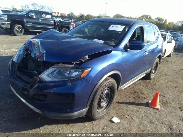 Nissan ROGUE S 2017 KNMAT2MV3HP550938 Image 2