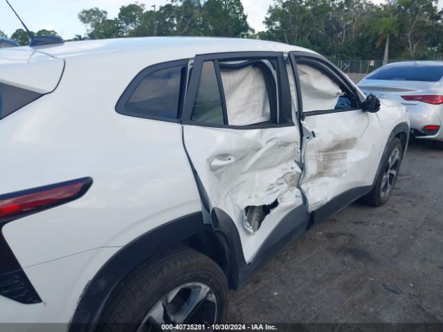 KL77LGE27RC223962 Chevrolet Trax Fwd 1rs