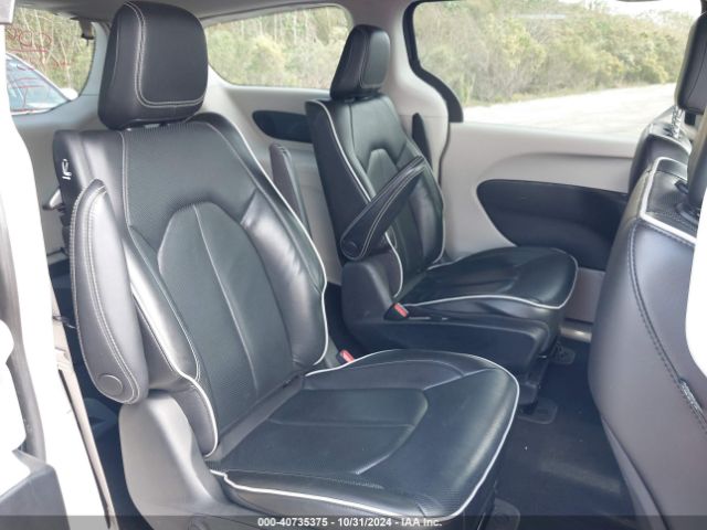 2022 CHRYSLER PACIFICA HYBRID 2C4RC1S71NR144989 Photo 7