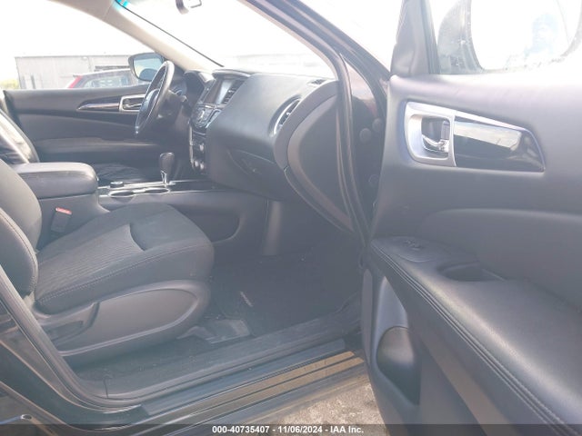 5N1DR2MM7JC662802 Nissan Pathfinder Sv