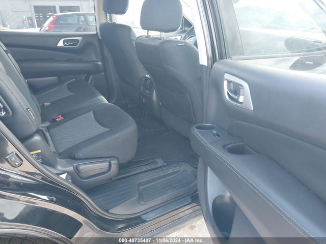 5N1DR2MM7JC662802 Nissan Pathfinder Sv