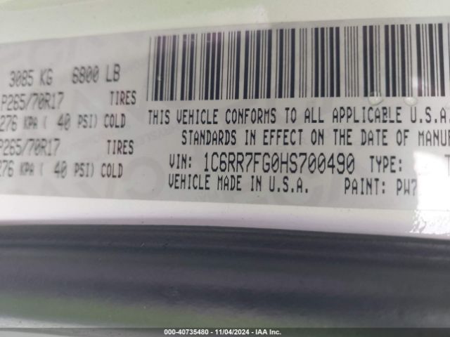 1C6RR7FG0HS700490 RAM 1500 Express  4x4 6'4 Box