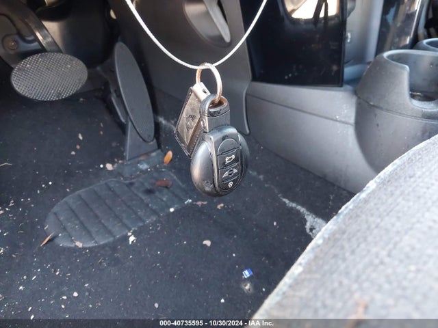 2017 MINI CONVERTIBLE WMWWG9C34H3C81830 Photo 10