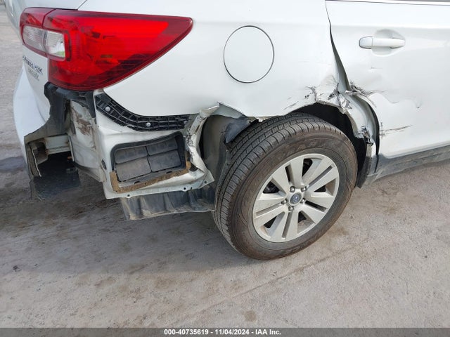 Subaru Outback 2.5i Premium 2017 4S4BSACC1H3407992 Image 6