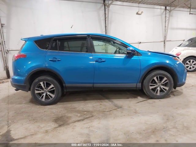 Toyota Rav4 Xle 2018 2T3RFREV3JW799302 Image 13