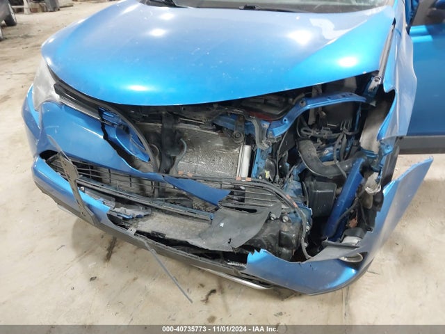 Toyota Rav4 Xle 2018 2T3RFREV3JW799302 Image 6