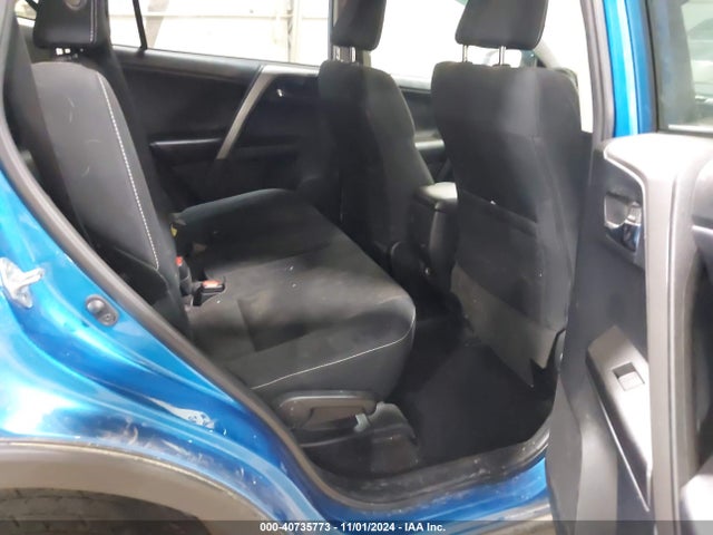 Toyota Rav4 Xle 2018 2T3RFREV3JW799302 Image 8
