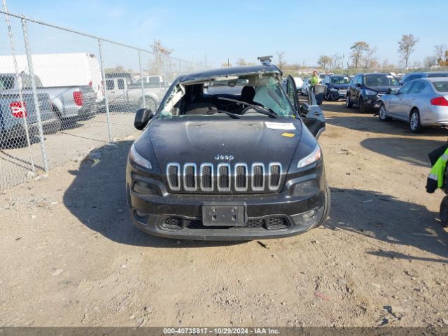 1C4PJLCB0GW136730 Jeep Cherokee Latitude