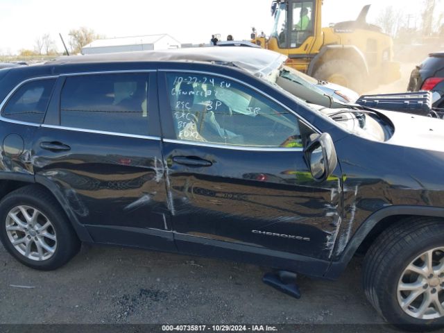 1C4PJLCB0GW136730 Jeep Cherokee Latitude