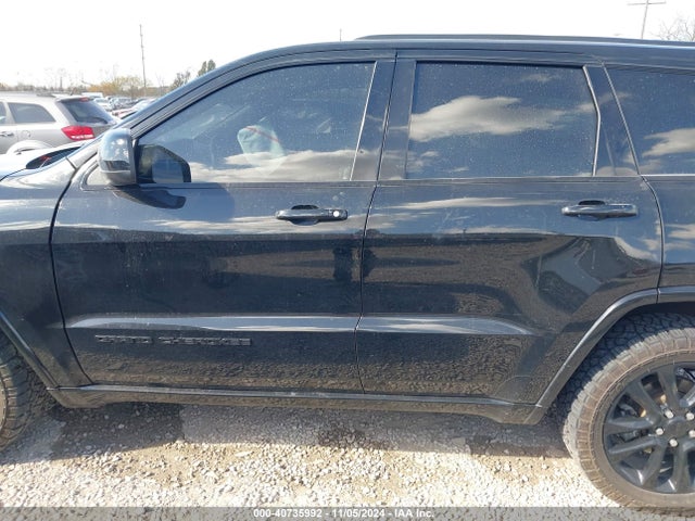 2021 Jeep Grand Cherokee Laredo X 4x4 მანქანა იყიდება აუქციონზე, vin: 1C4RJFAG0MC541945, აუქციონის ნომერი: 40735992