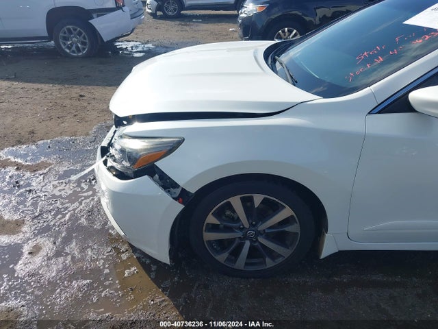 Nissan Altima 2.5 Sr 2017 1N4AL3AP4HC259972 Image 18