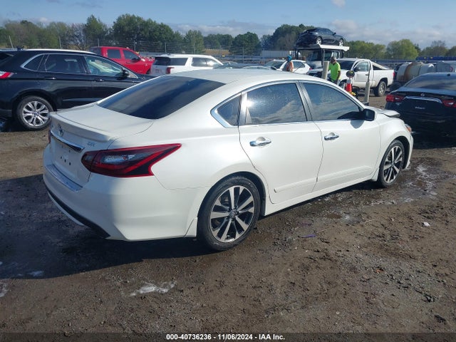 Nissan Altima 2.5 Sr 2017 1N4AL3AP4HC259972 Image 4