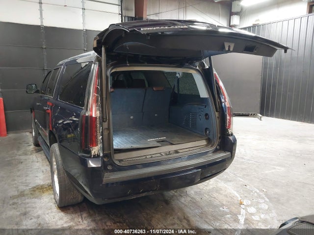 2019 CADILLAC ESCALADE ESV 1GYS4HKJ1KR344432 Photo 2