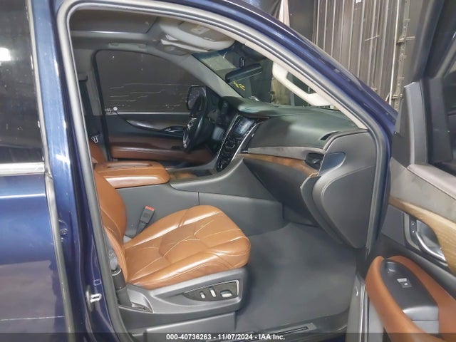 2019 CADILLAC ESCALADE ESV 1GYS4HKJ1KR344432 Photo 4
