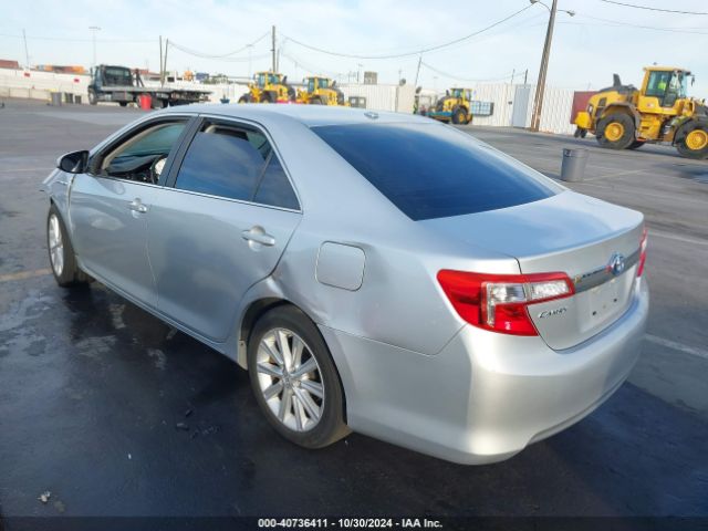 4T1BD1FKXEU131542 Toyota Camry Hybrid Xle