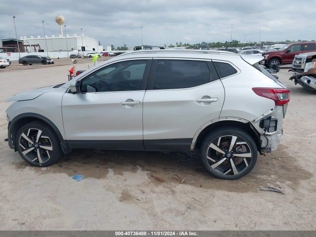 JN1BJ1CV4MW302318 Nissan Rogue Sport Sl Fwd Xtronic Cvt
