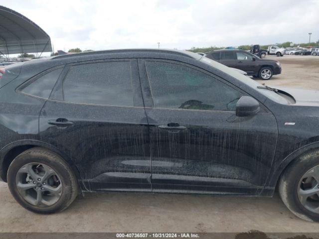 1FMCU0MN5PUB10483 Ford Escape St-line
