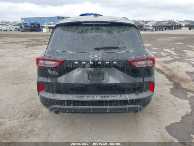 1FMCU0MN5PUB10483 Ford Escape St-line