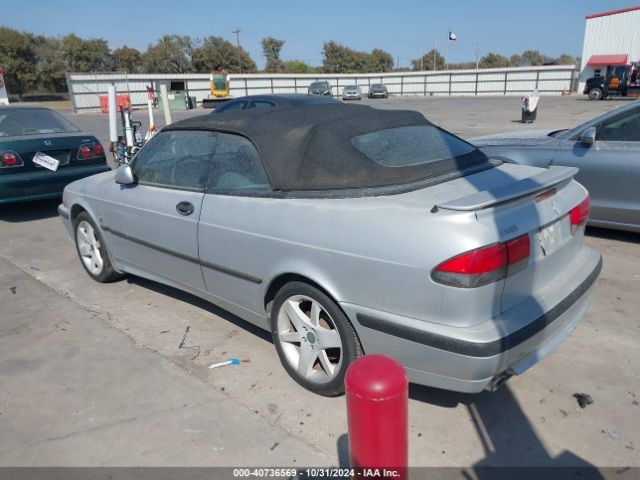 2002 SAAB 9-3 YS3DF78K627017029 Photo 2