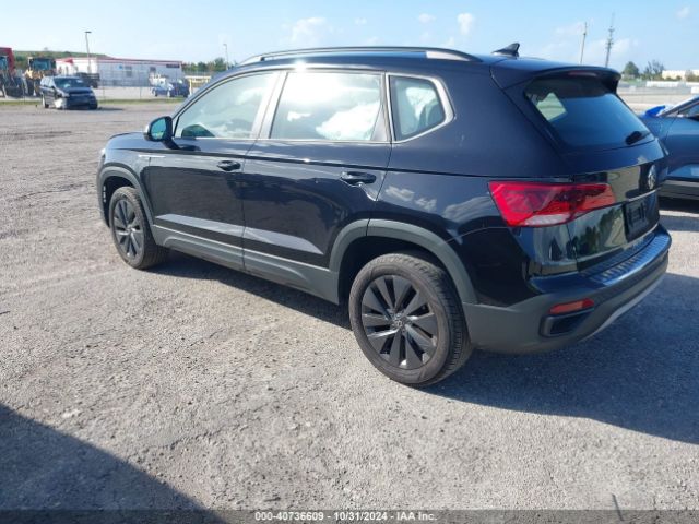 3VVDX7B25NM049818 Volkswagen Taos 1.5t S