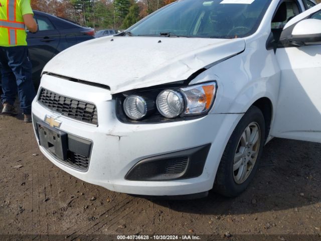1G1JC5SHXF4106591 Chevrolet Sonic Lt Auto