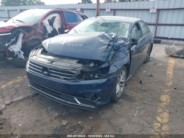 1VWLA7A39KC008978 Volkswagen Passat 2.0t Wolfsburg Edition