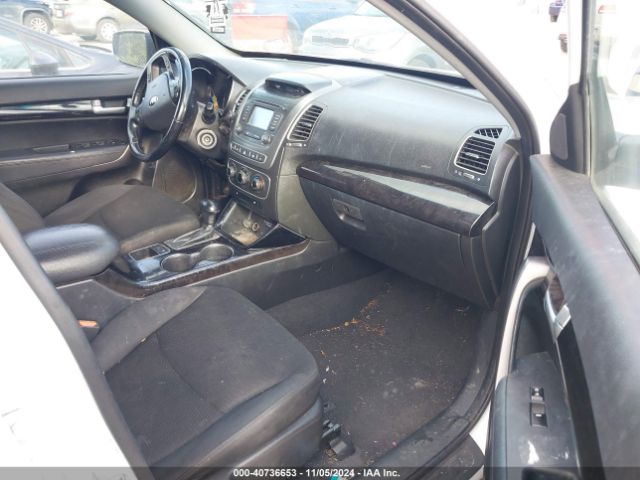 5XYKT4A63FG627739 KIA SORENTO LX