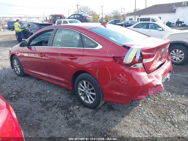 Hyundai SONATA SE 2019 5NPE24AF9KH749170 Image 3