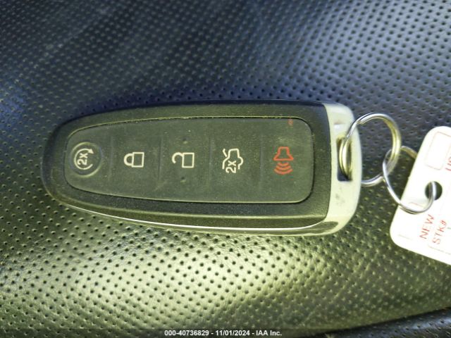 5LMJJ2JT6HEL04902 Lincoln Navigator Select