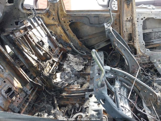 1C4PJLAS5GW369344 Jeep Cherokee Altitude