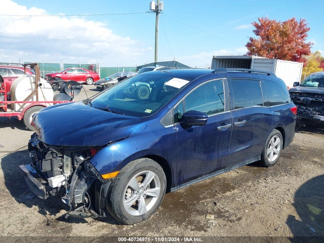 Honda ODYSSEY EX 2018 5FNRL6H54JB046225 Image 2