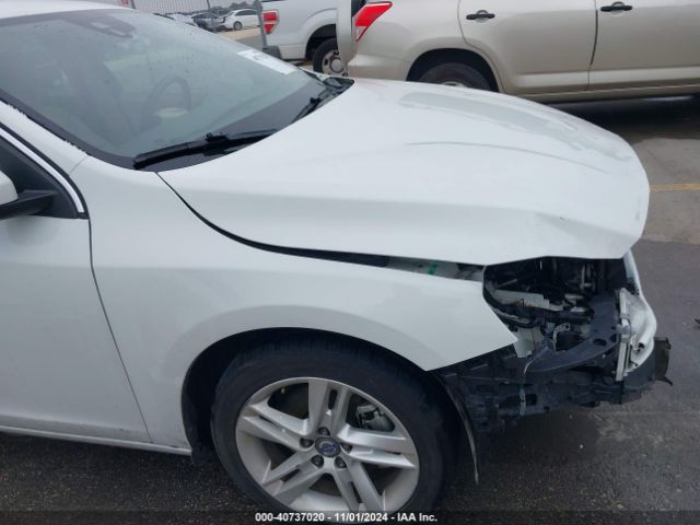 YV140MFK1F2355199 Volvo S60 T5 Premier